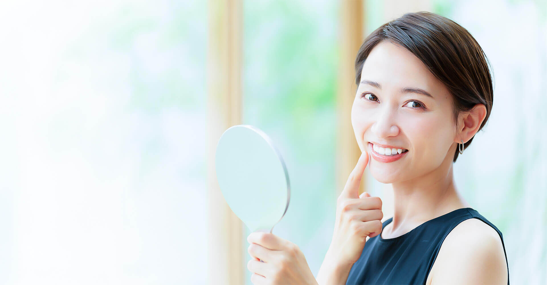 笑顔の女性